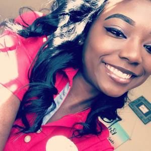 Meet your Posher, Katelyn